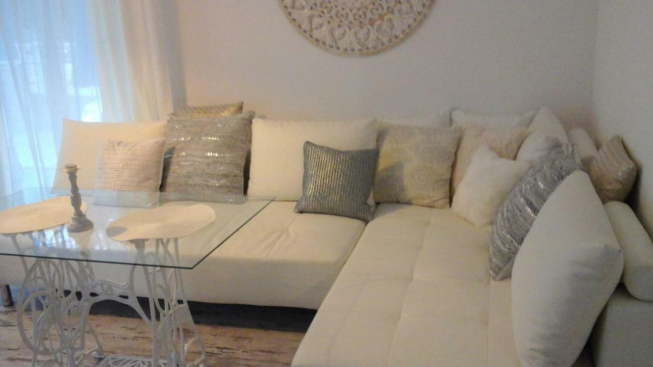 Apartament Lesny Dziwnówek Buitenkant foto
